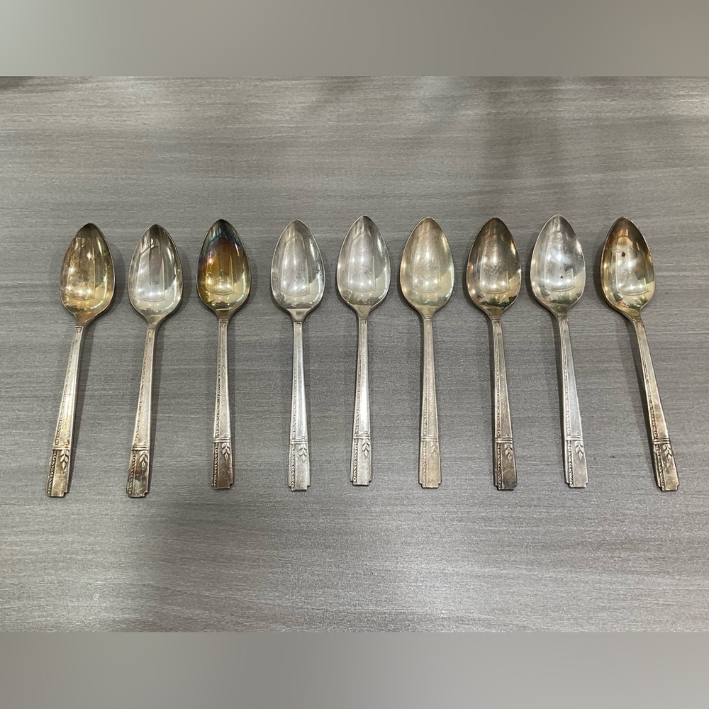 VINTAGE 1938‎ ONEIDA PRESTIGE PLATE GRENOBLE 9 SERVING SPOONS